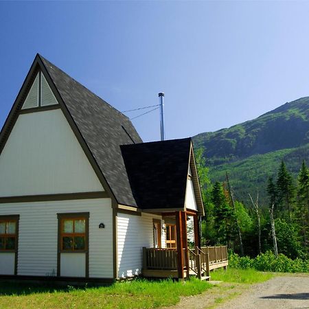 Gite Du Mont-Albert - Sepaq Sainte Anne-des-Chênes Exteriör bild