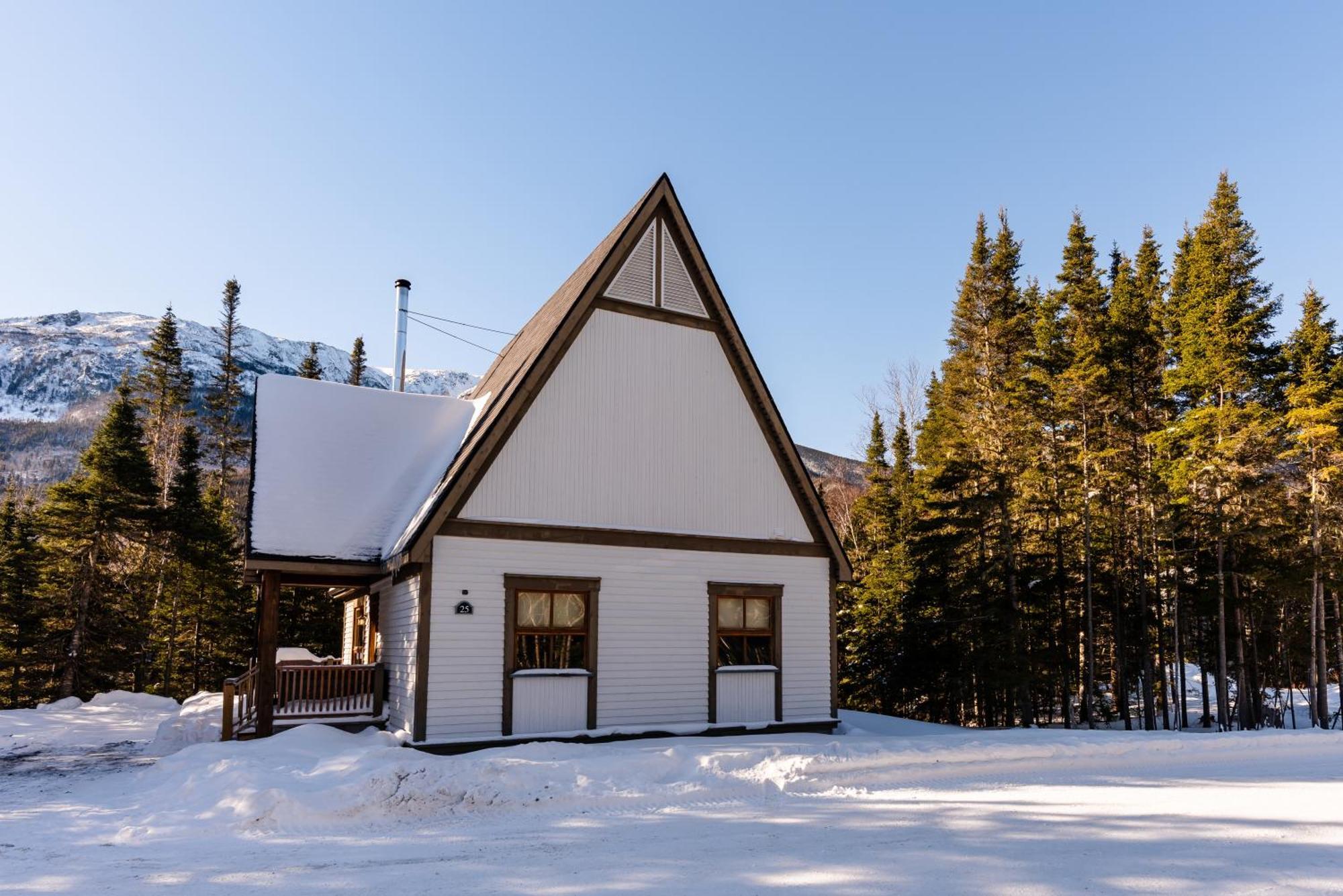 Gite Du Mont-Albert - Sepaq Sainte Anne-des-Chênes Exteriör bild