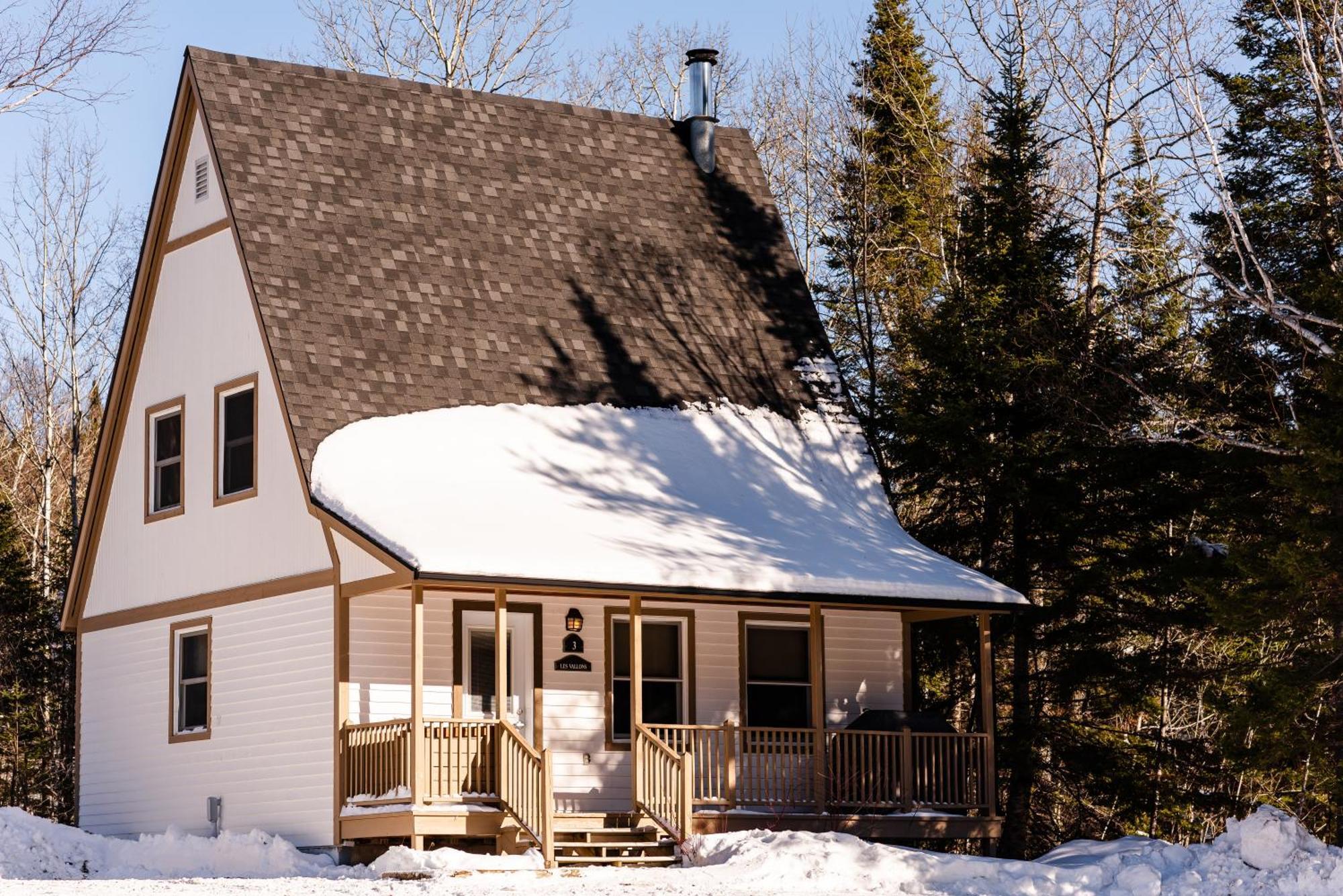 Gite Du Mont-Albert - Sepaq Sainte Anne-des-Chênes Exteriör bild