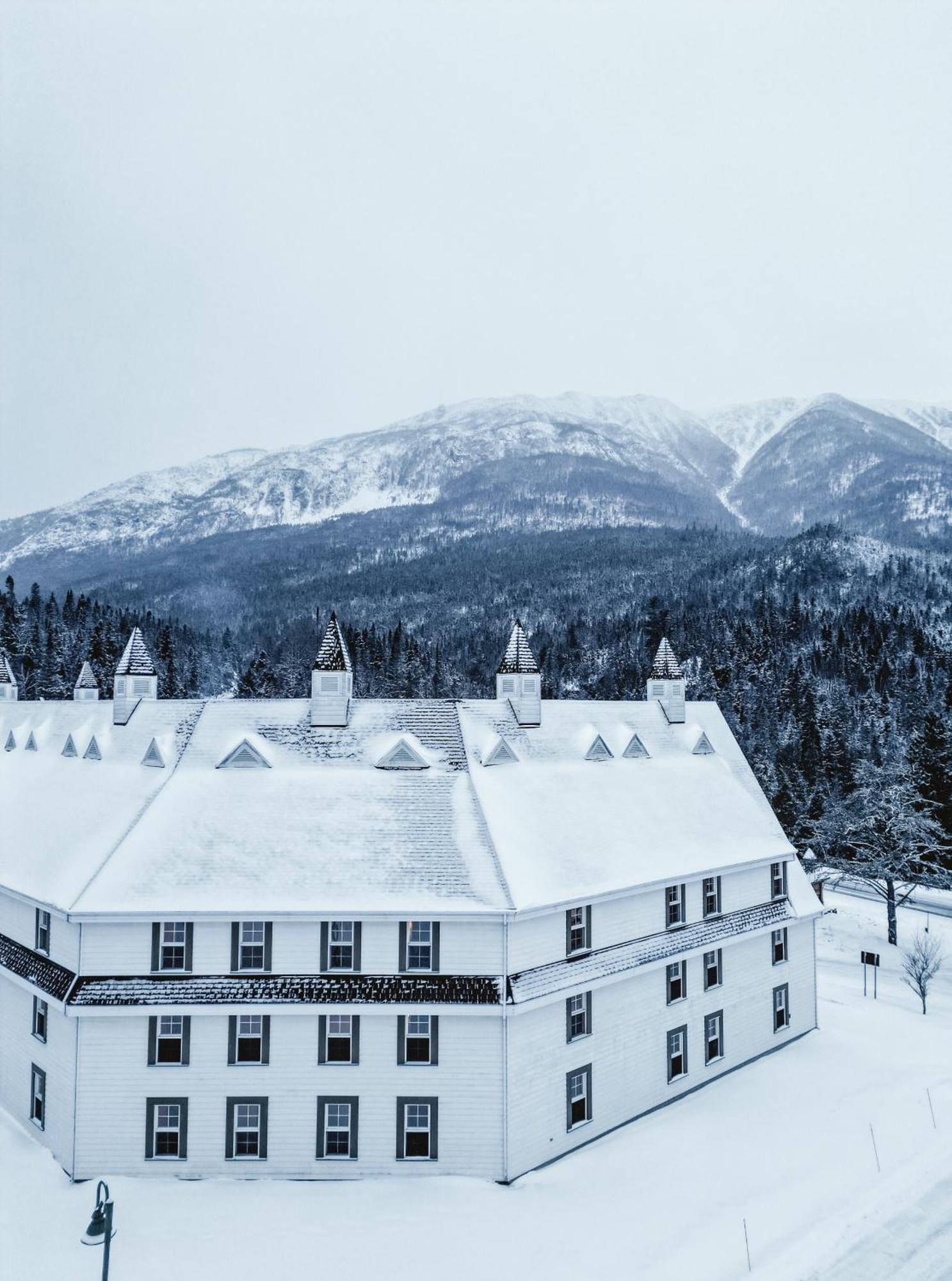 Gite Du Mont-Albert - Sepaq Sainte Anne-des-Chênes Exteriör bild